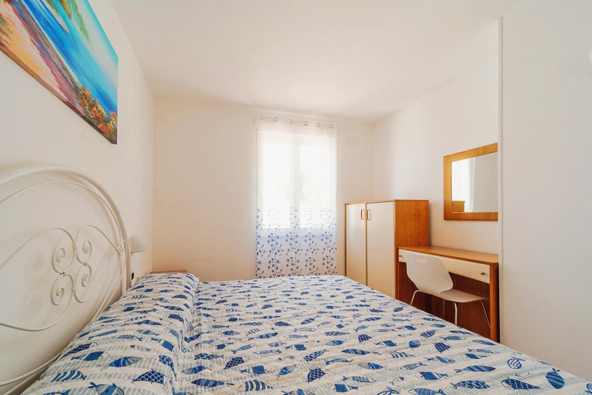Residence Oasi Sul Mare Torre Suda Bagian luar foto